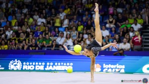 aa f raffaeli sofia ita sfe07513 copia simone ferraro ph